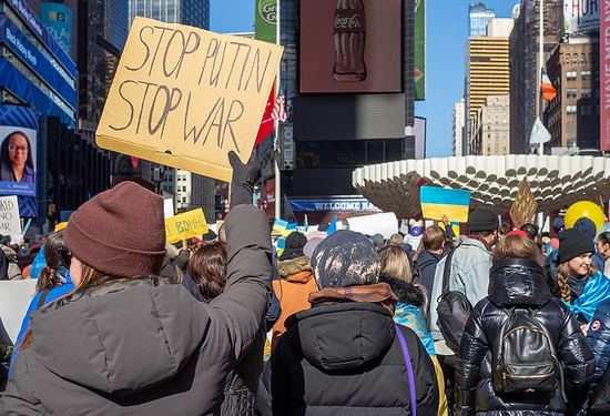 Can Nonviolent Civil Resistance Stop Putin?